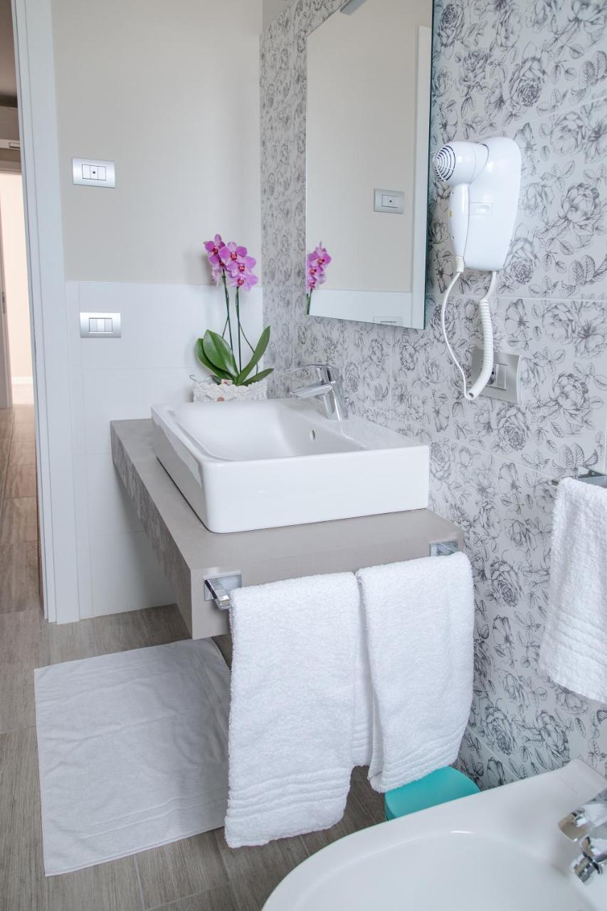 Residenza Angelica Bed and Breakfast Lazise Buitenkant foto